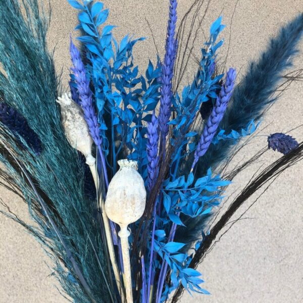 Trockenblumensträuße Trockenblumenstrauß Royal blue Pearl trendiger trockenblumenstrauss 6
