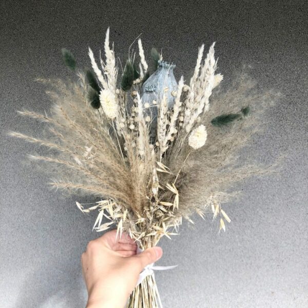 Trockenblumensträuße Trockenblumenstrauß Light blue grey Pearl bridal bouquet 10