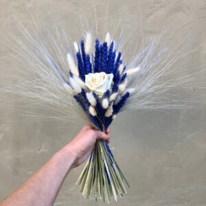 Trockenblumensträuße Trockenblumenstrauß Royal Pearl brautstrauß royalblau