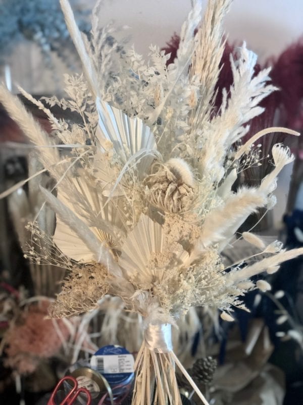Hochzeit Brautstrauß aus Trockenblumen – White Ivory Pearl brautstrauss 8